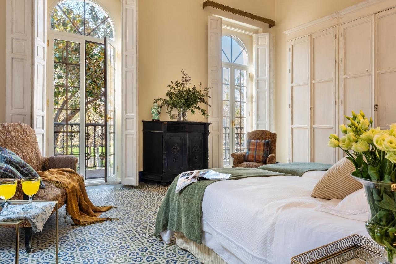 Villa Alfonso, Restored Palace House With Gardens And Monuments Views Sevilla Exterior foto