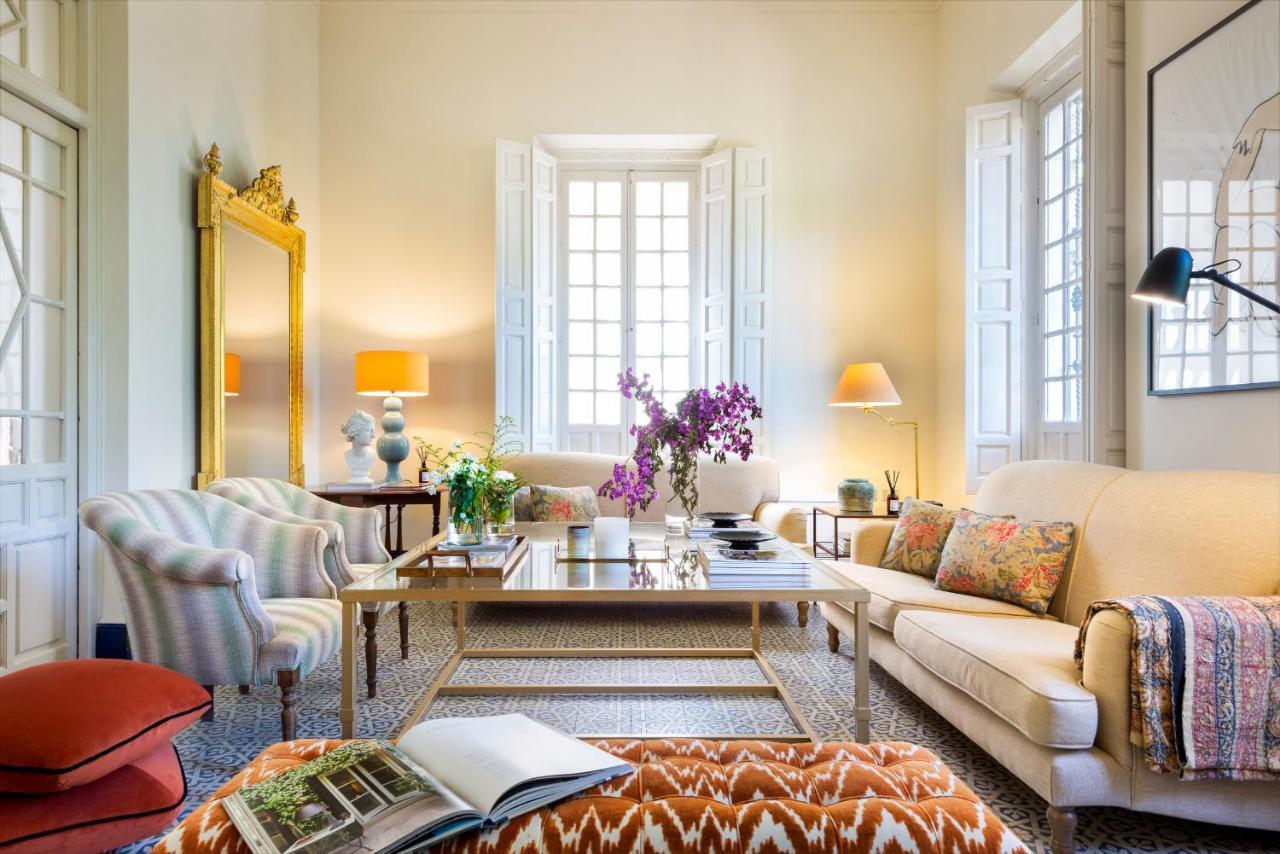 Villa Alfonso, Restored Palace House With Gardens And Monuments Views Sevilla Exterior foto